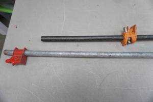 lot 524 image: pipe clamps