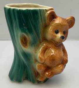 lot 34 image: Vintage 5 12  Royal Coplay Bear In Tree Planter (Crazing Present In Clear Coat)