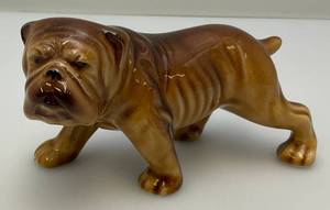 lot 39 image: MCM Ceramic English Bulldog Figurine 3 x 5 12