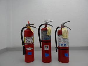 lot 4 image: Fire Extinguishers ABC Dry Chemical