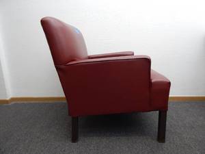 lot 16 image: Lounge chair