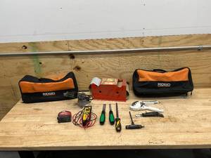 lot 86 image: Lot of Miscellaneous Items