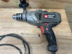 lot 138 image: PORTER CABLE PC700D 12 Drill