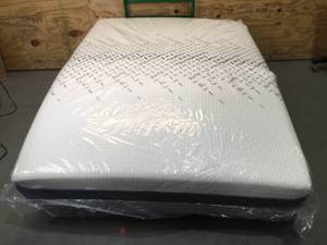 lot 9 image: Nectar Luxe Hybrid 14 Queen Mattress
