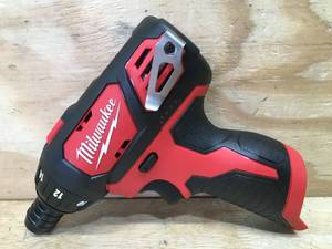 lot 12 image: Milwaukee Screwdriver Model # 2401-20 - Tool Only