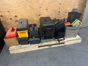 lot 173 image: Various Tool Cases and Miscellaneous Items