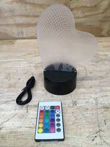 lot 177 image: Lot of 5 - 3D Heart Night Light