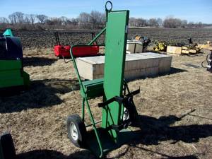 lot 8 image: Saf-T-Cart Torch Cart