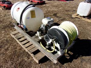 lot 39 image: Truck Mount Sprayer
