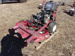 lot 59 image: Toro 44 Walk Behind Mower