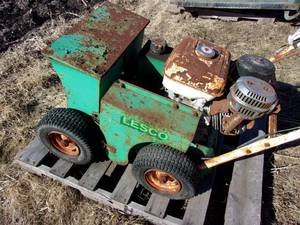 lot 63 image: Lesco Renovator 20 Gas Overseeder