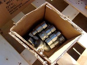 lot 87 image: 5 Sets of Flat Faced Hyd Couplers (UNUSED)