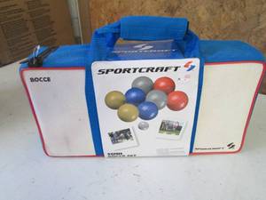 lot 305 image: Bocce Ball set with zip around stor...