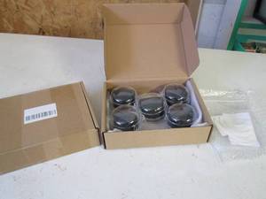 lot 324 image: Child safety stove knob cover set (...