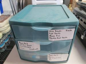 lot 341 image: 3-drawer desktop organizer containi...