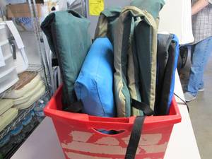 lot 347 image: Tote of assorted size adult life ja...