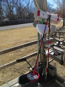lot 46 image: Rolling platform, Roto-Mop and buck...
