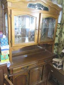 lot 84 image: Beautiful lighted solid wood 2-pc C...