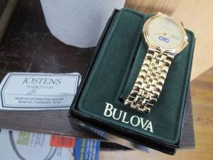lot 93 image: Bulova 14k Base metal wrist watch w...