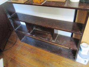 lot 94 image: Dark hardwood 4-tiered display shel...