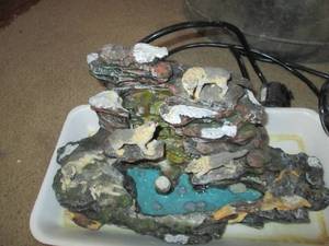 lot 107 image: Wolf themed therapeutic tabletop wa...