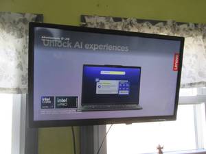 lot 127 image: Vizio 25 Flat screen TV and remote...