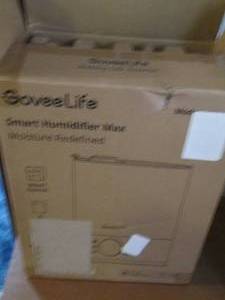 lot 177 image: Govee Life Smart Cool and warm mist...