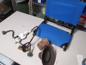 lot 375 image: Propane regulator fittings, sunflow...