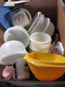 lot 388 image: Large box of vintage Tupperware and...