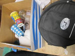 lot 394 image: Collapsible Insulated travel cooler...