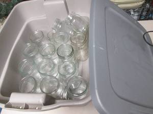 lot 417 image: Covered tote full of glass canning ...