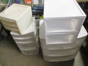 lot 430 image: 4 Plastic drawer sets of different ...