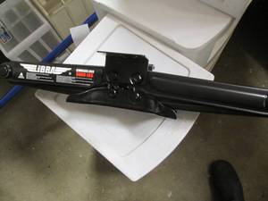 lot 431 image: Brand new replacement jack for a ca...