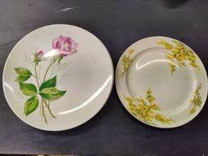 Assorted Knowles China Plates (3)