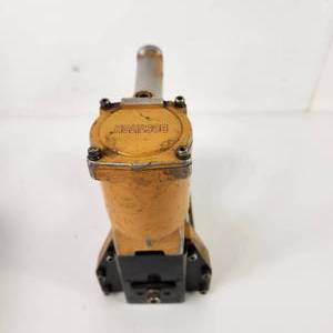 lot 37 image: Vintage Bostitch Box Stapler Good Condition UNTESTED