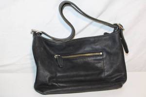 lot 3 image: Coach Black Leather Shoulder Bag