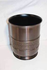 lot 84 image: Decorative Antique Brass Wastebasket with Intricate Detail