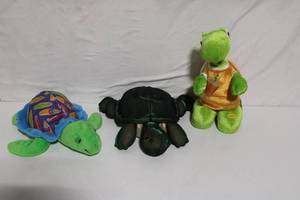 lot 97 image: Set of 3 Plush Turtle Toys
