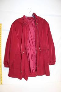 lot 141 image: Womens Red Polyester Hooded Coat - Size L