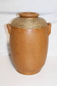 lot 183 image: Large Rustic Clay Pot with Rope Detailing