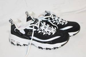 lot 223 image: Pair of Skechers Womens Athletic Sneakers Size 8.5