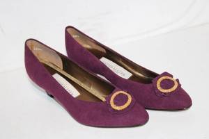 lot 231 image: Naturalizer Dainty Purple Suede Womens Shoes - Size 8.5