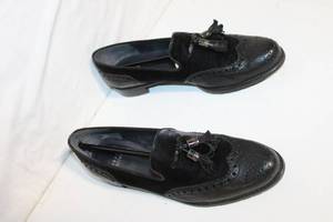 lot 277 image: Stuart Nappa Vecchio Mens Tassel Loafers Size 8.5