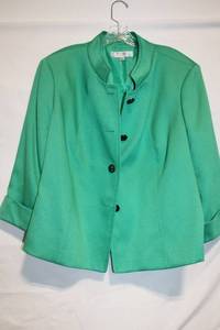 lot 310 image: Tahari Arthur S. Levine Womens Green Blazer Size 22W