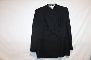 lot 316 image: Jones Wear Womens Black Double-Breasted Blazer - Size 14