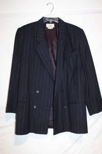 lot 325 image: Genre Womens Pinstripe Blazer Jacket Size 14