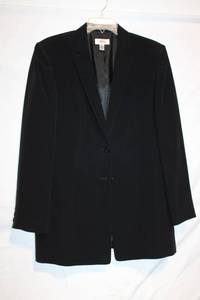 lot 341 image: Womens Talbots Black Blazer Size 14