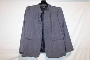 lot 357 image: Alex Marie Womens 18W Blazer in Gray Checked Pattern