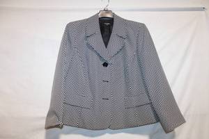lot 369 image: Le Suit Separates Womens Polka Dot Blazer Jacket, Size 20W
