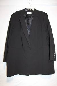 lot 393 image: Calvin Klein Womens Plus Size Blazer - Black 22W